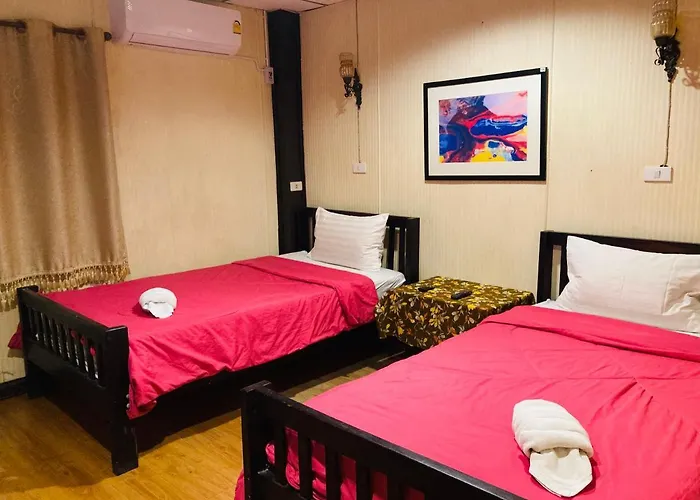 Noom Guesthouse